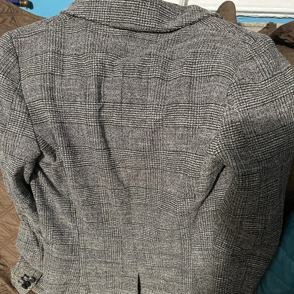 H&M - Picture 2 of 3